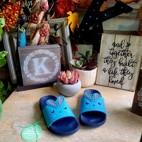 Funky Monkey Rabbit Slides - Picture 6 of 12